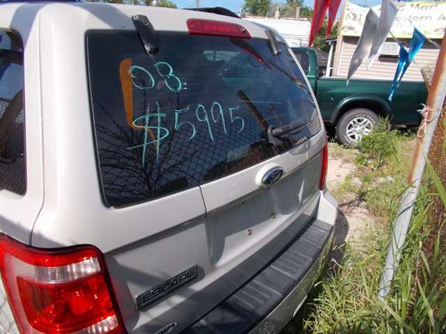 2008 Ford Escape XLS 4dr SUV (2.3L I4 4A)